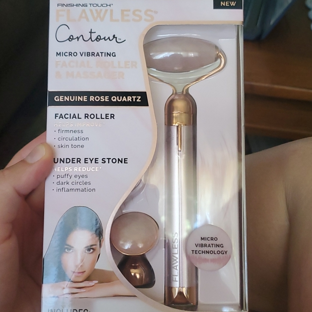 Flawless facial roller and Massager